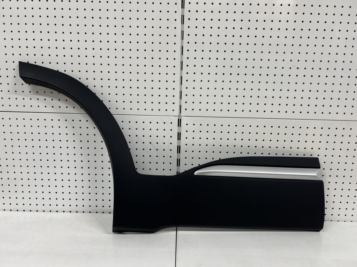 Накладка задней правой двери Chery Tiggo 4