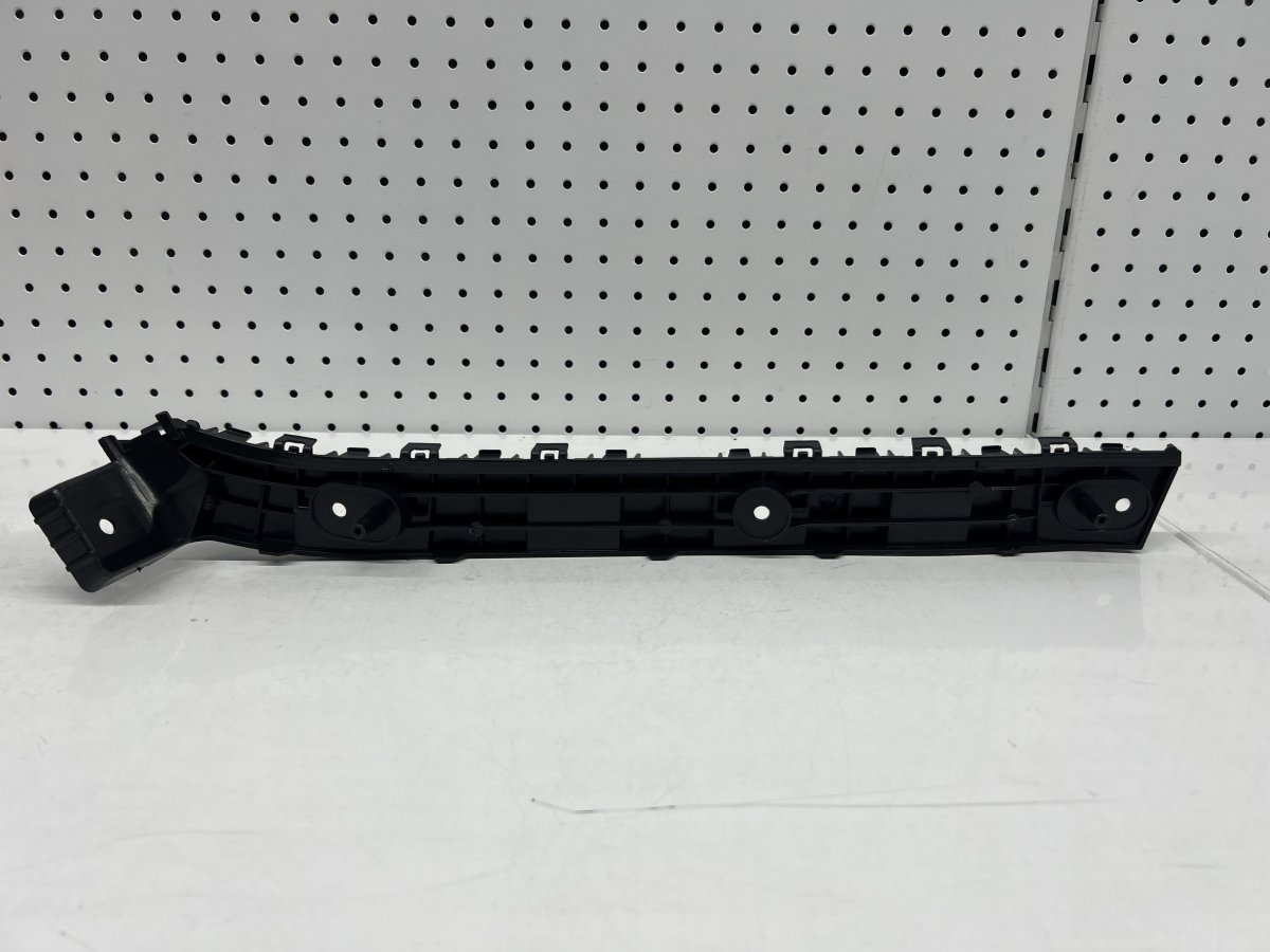 Левое крепление заднего бампера Chery Tiggo 8 Pro