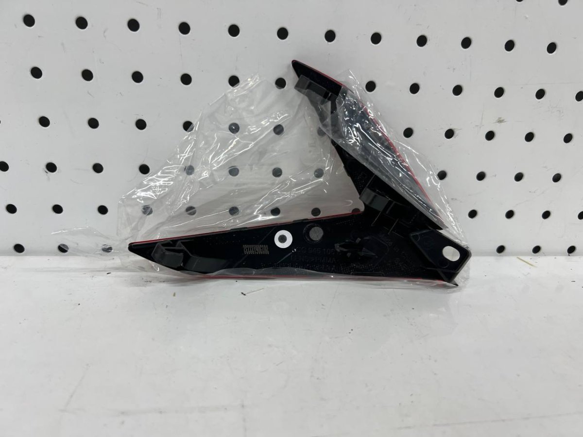 5CG945106B-2