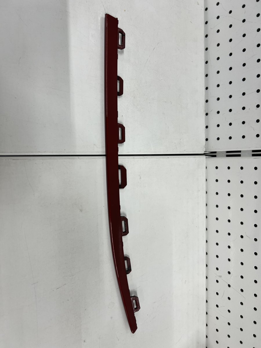 Левая накладка переднего бампера Omoda C5