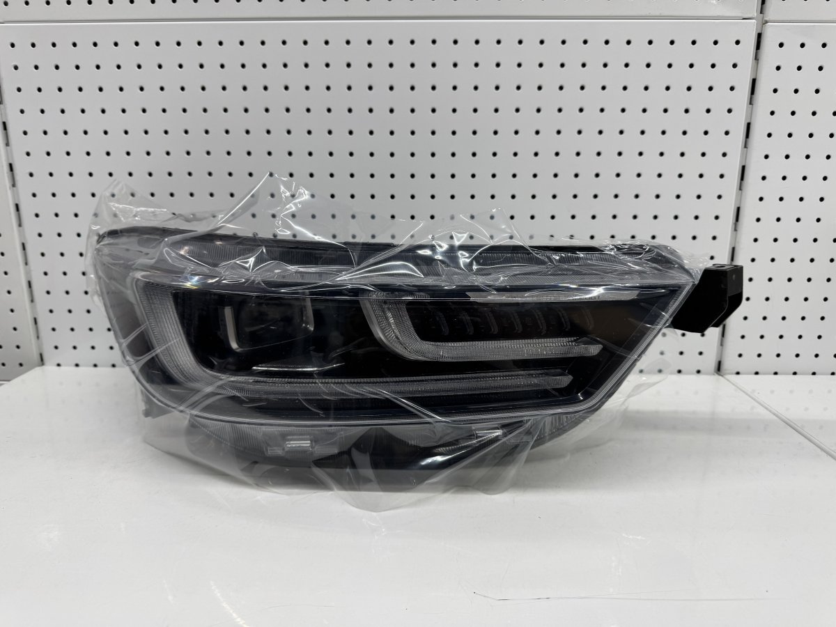 Фара передяяя правая Chery Tiggo 8 Pro