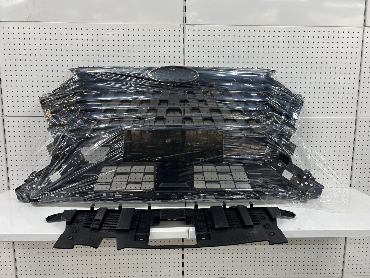 Решетка радиатора Chery Tiggo 8 Pro