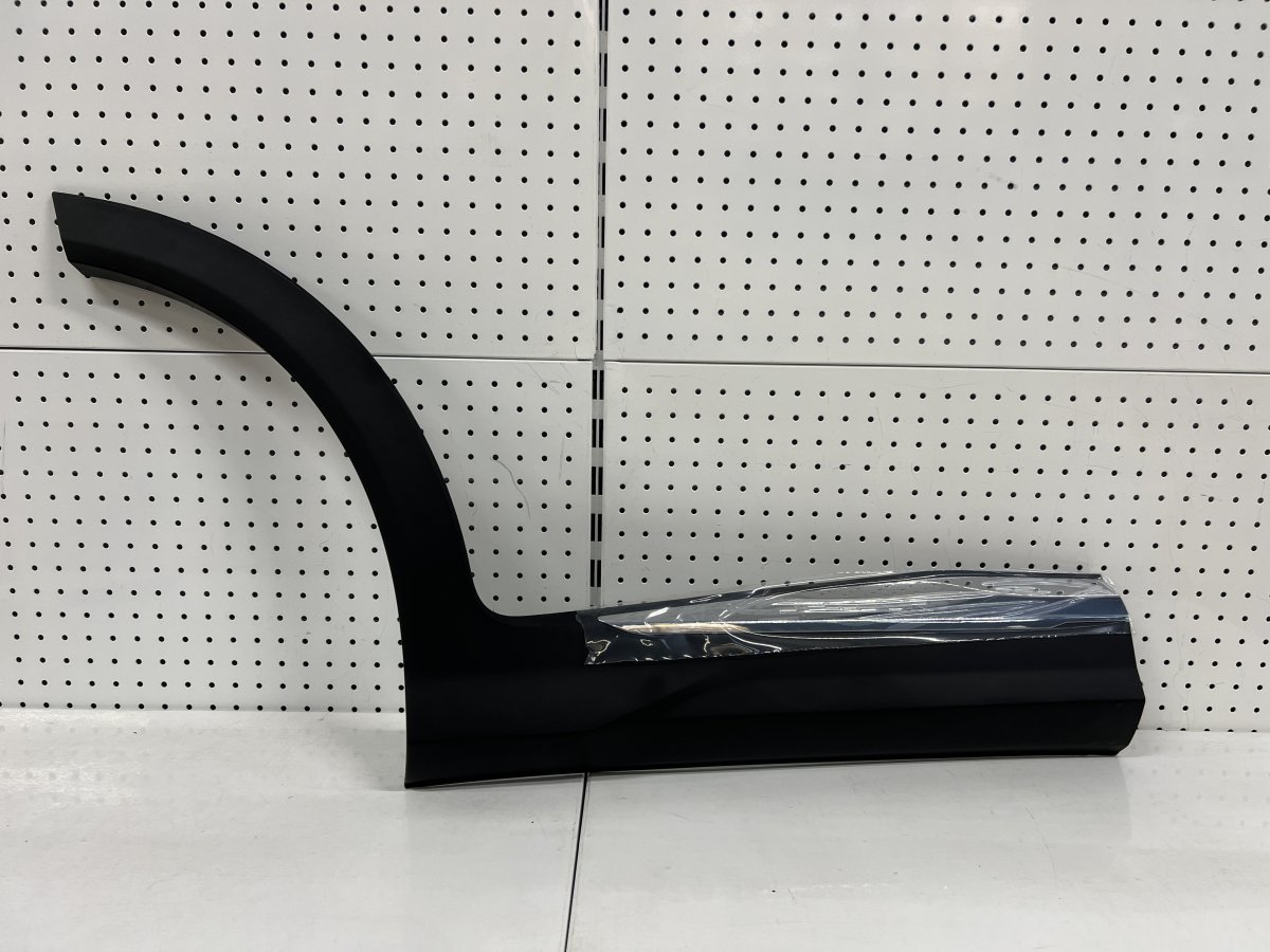 Накладка задней правой двери матовая Jetour X70 Plus