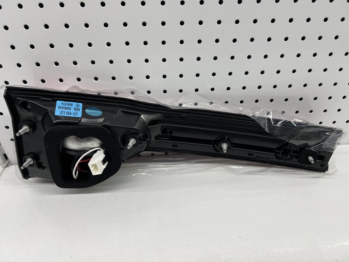 605000011AA R-2
