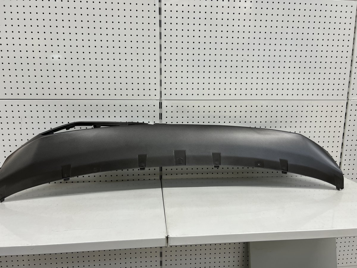 Накладка переднего бампера Chery Tiggo 8 Pro