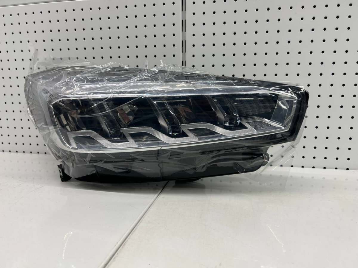 Фара передняя правая Chery Tiggo 8 LED